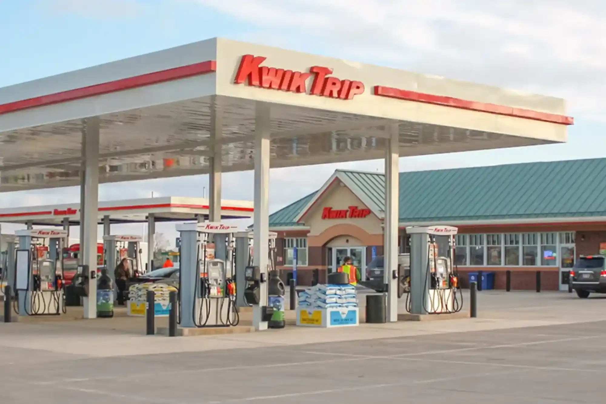 Is Kwik Trip Open on Easter