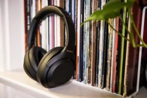 How to Pair Sony WH-1000XM4 Headphones with a Laptop