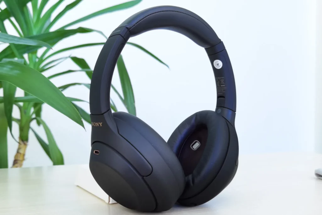 How to Pair Sony WH-1000XM4 Headphones with a Laptop